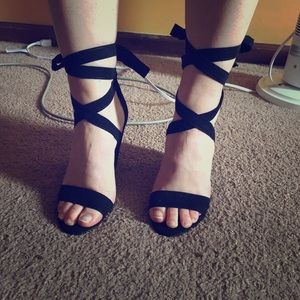 All black tie wedges!